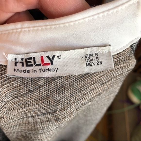 HELLY plaid dress. - Picture 10 of 11